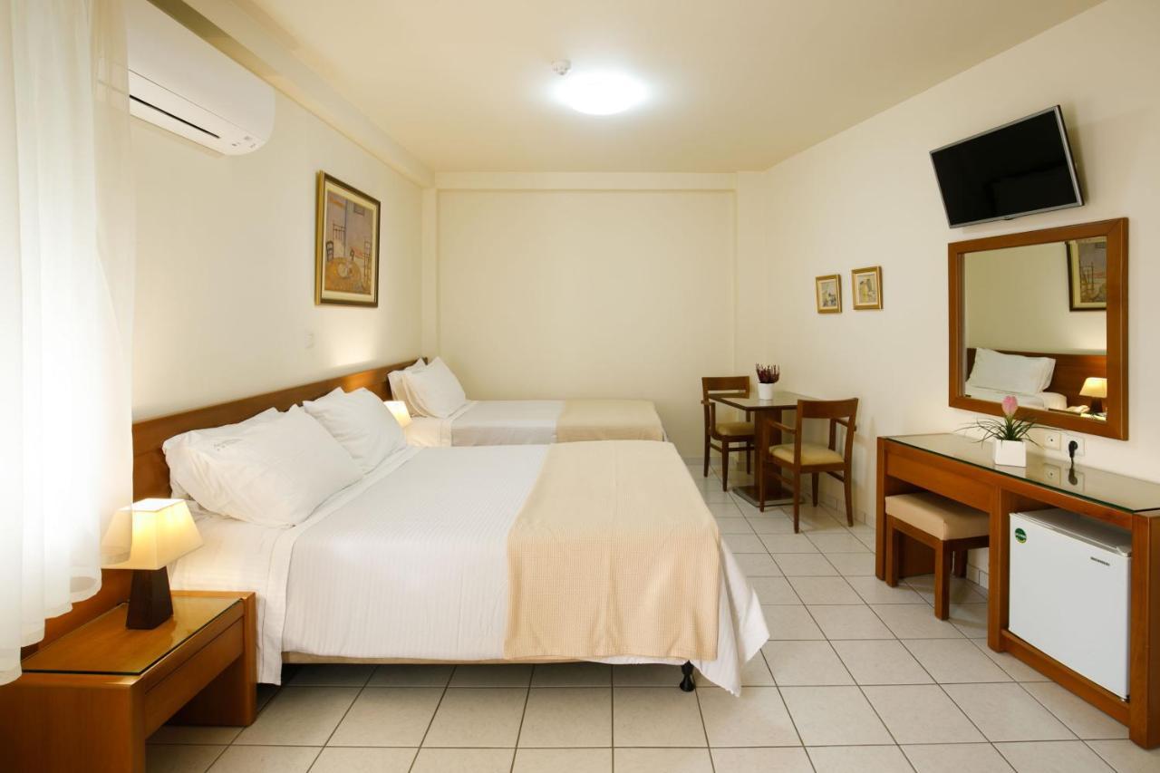 Hotel Athina Lamía Exteriér fotografie